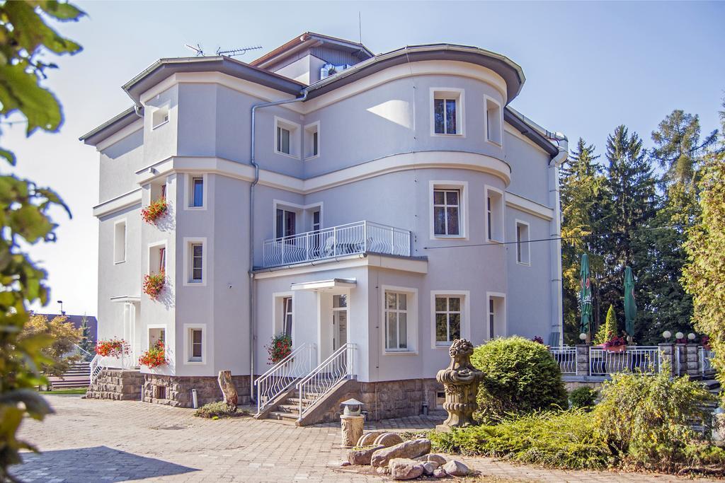 Pension Trautenberk Studenec Extérieur photo